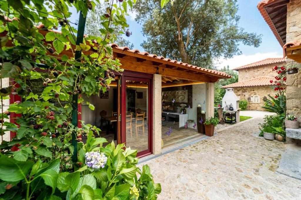 Casas Casal Do Carvalhal - Agroturismo Amares Dış mekan fotoğraf