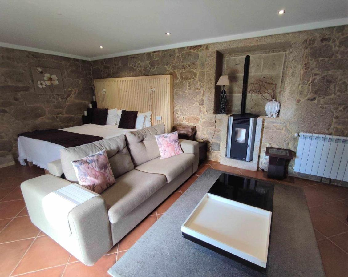 Casas Casal Do Carvalhal - Agroturismo Amares Dış mekan fotoğraf